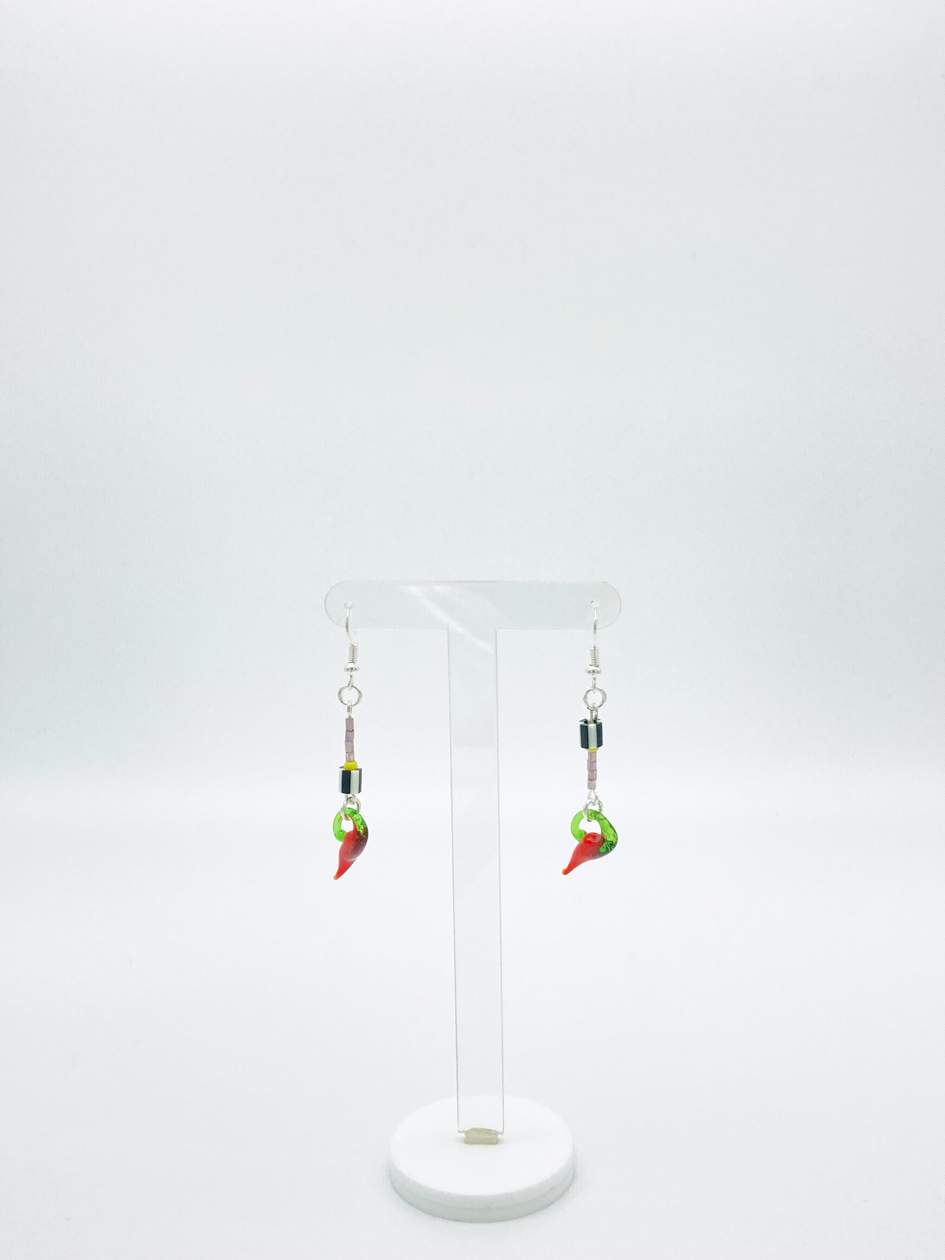 Abstract Chilli stripe b&w dangle earrings - Gold findings image 3