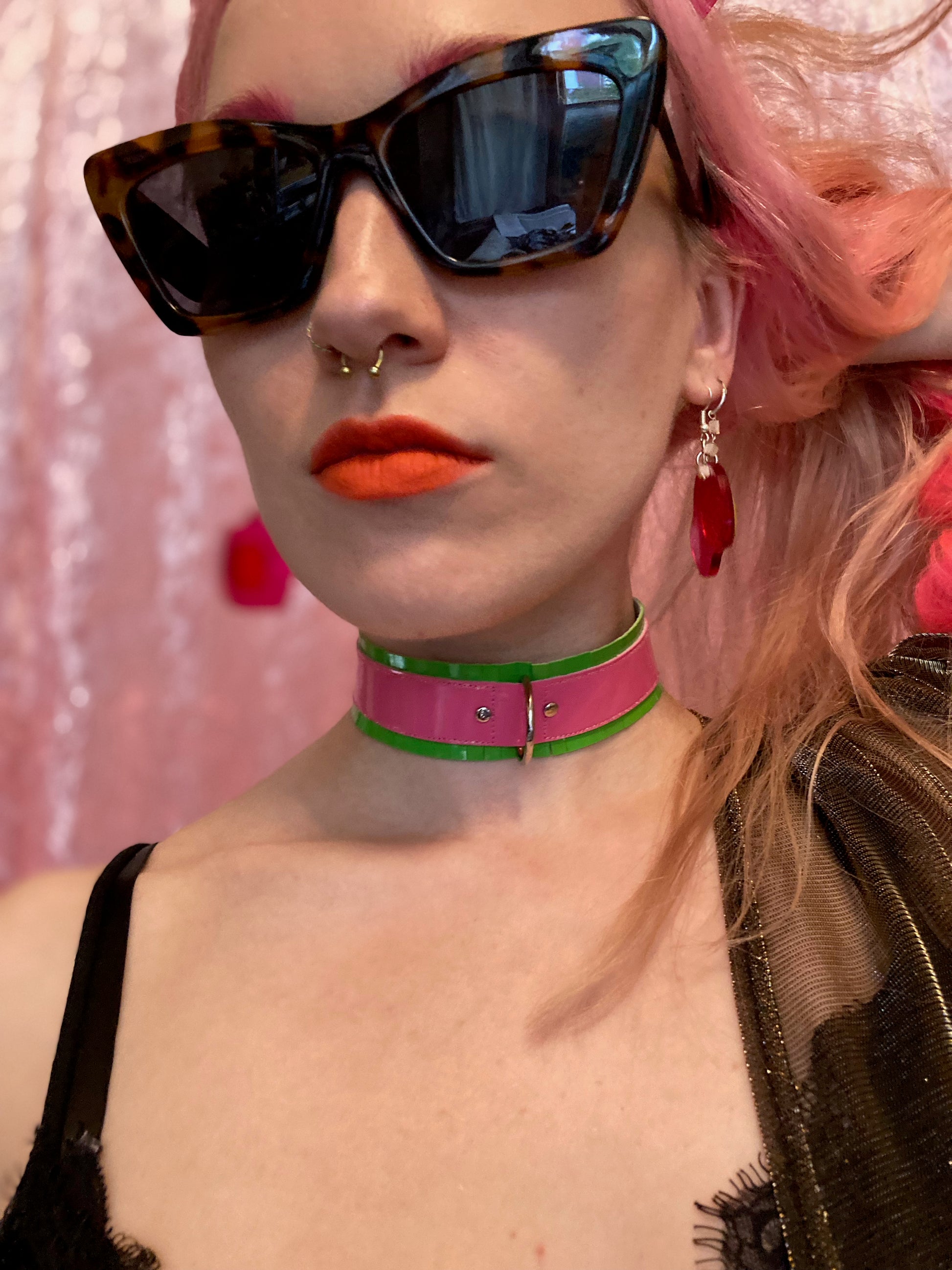 Fringed PVC choker - Green & Pink image 3