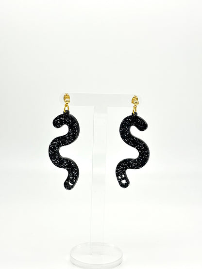 Glitter Worm Simple Dangles - Black image 2