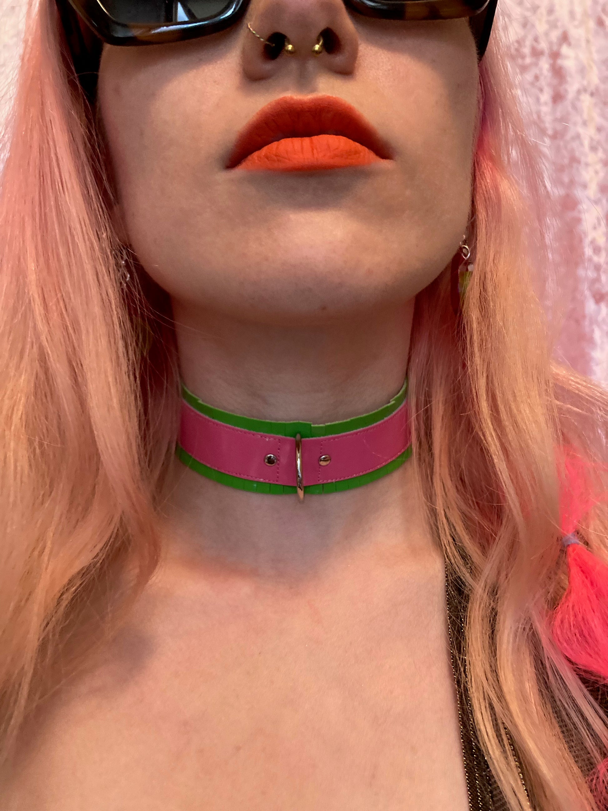 Fringed PVC choker - Green & Pink image 4