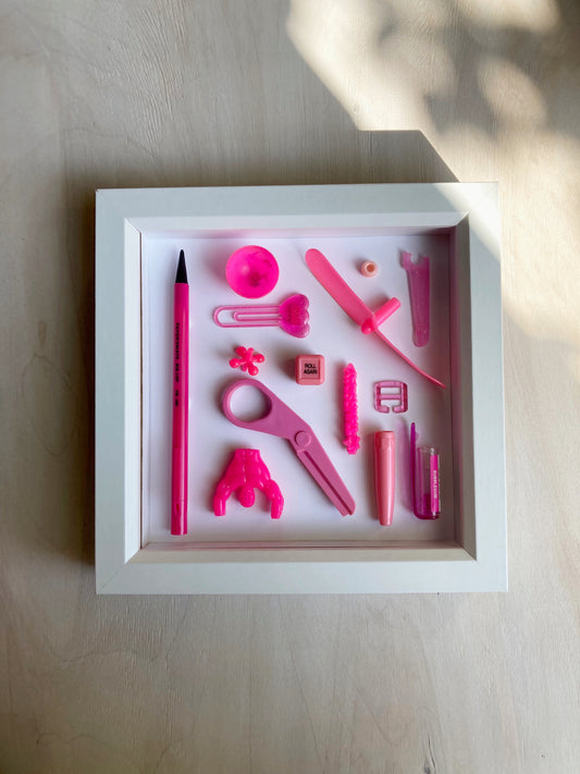 Plastic Paradise Frame in Pink image 0