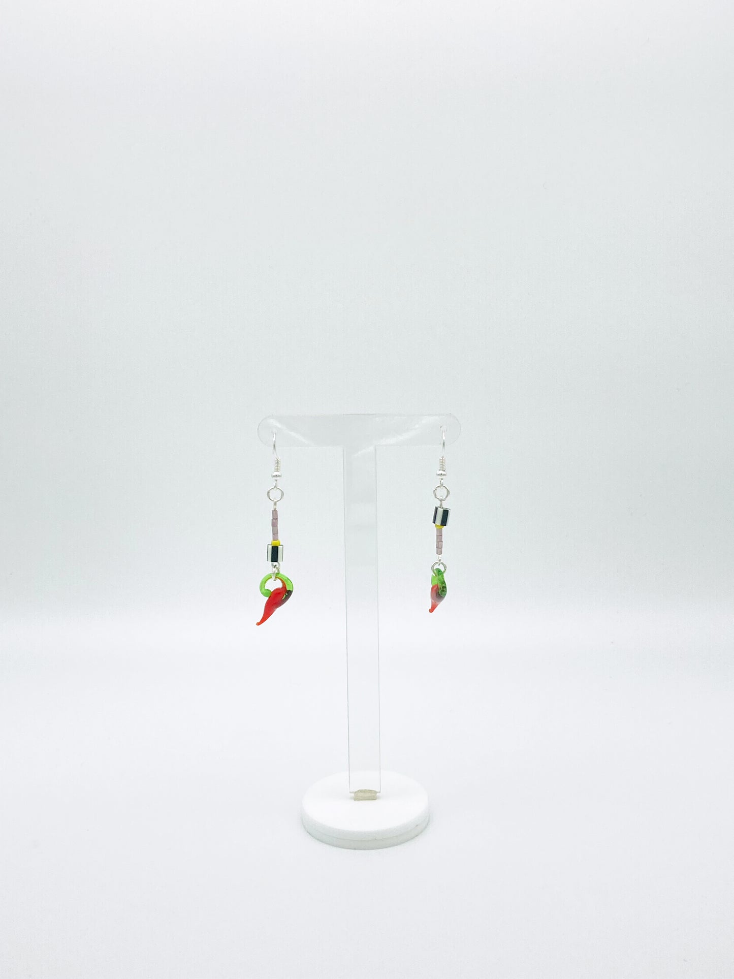 Abstract Chilli stripe b&w dangle earrings - Gold findings image 4
