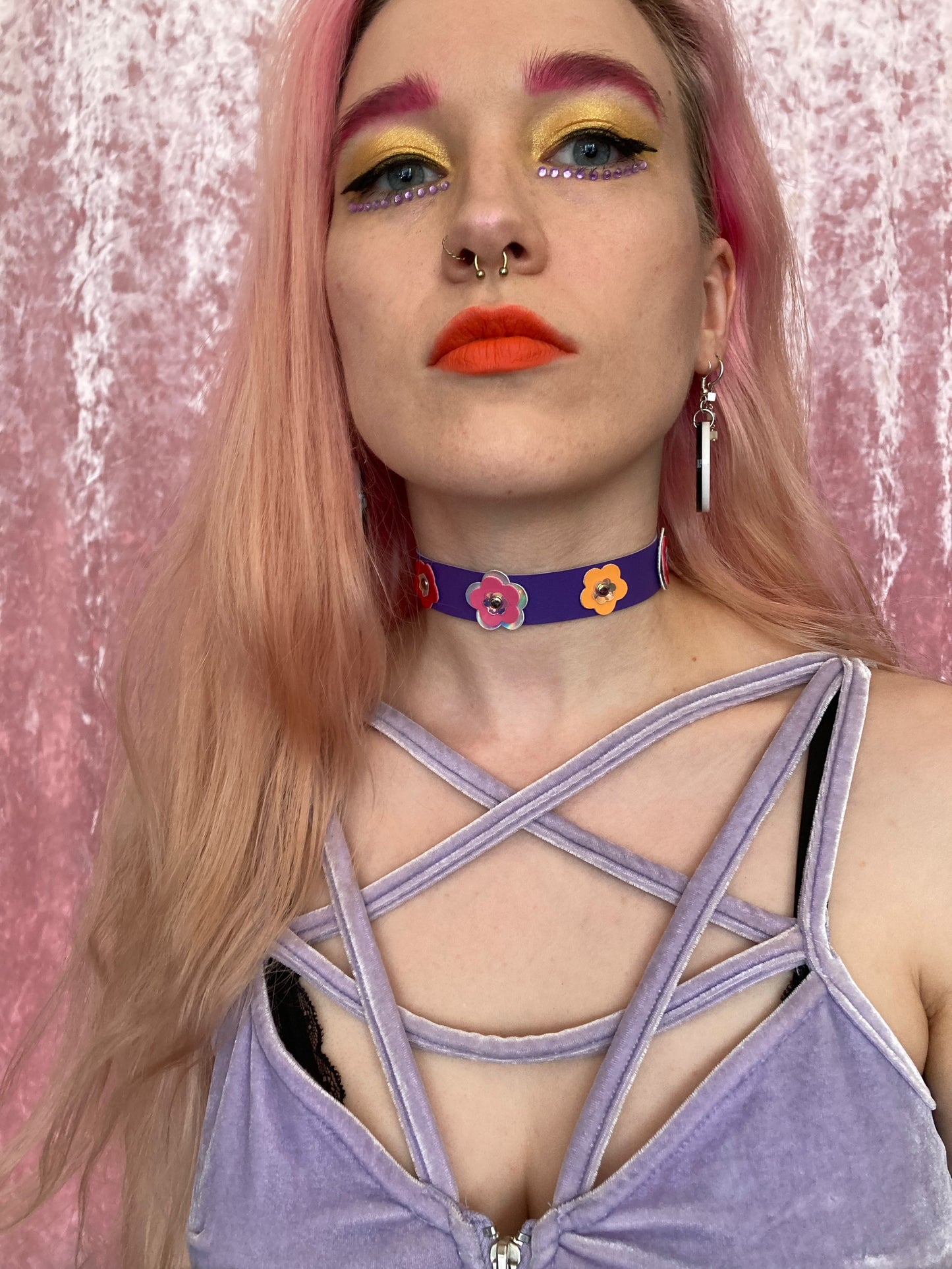 Disco Flower Purple Choker image 2