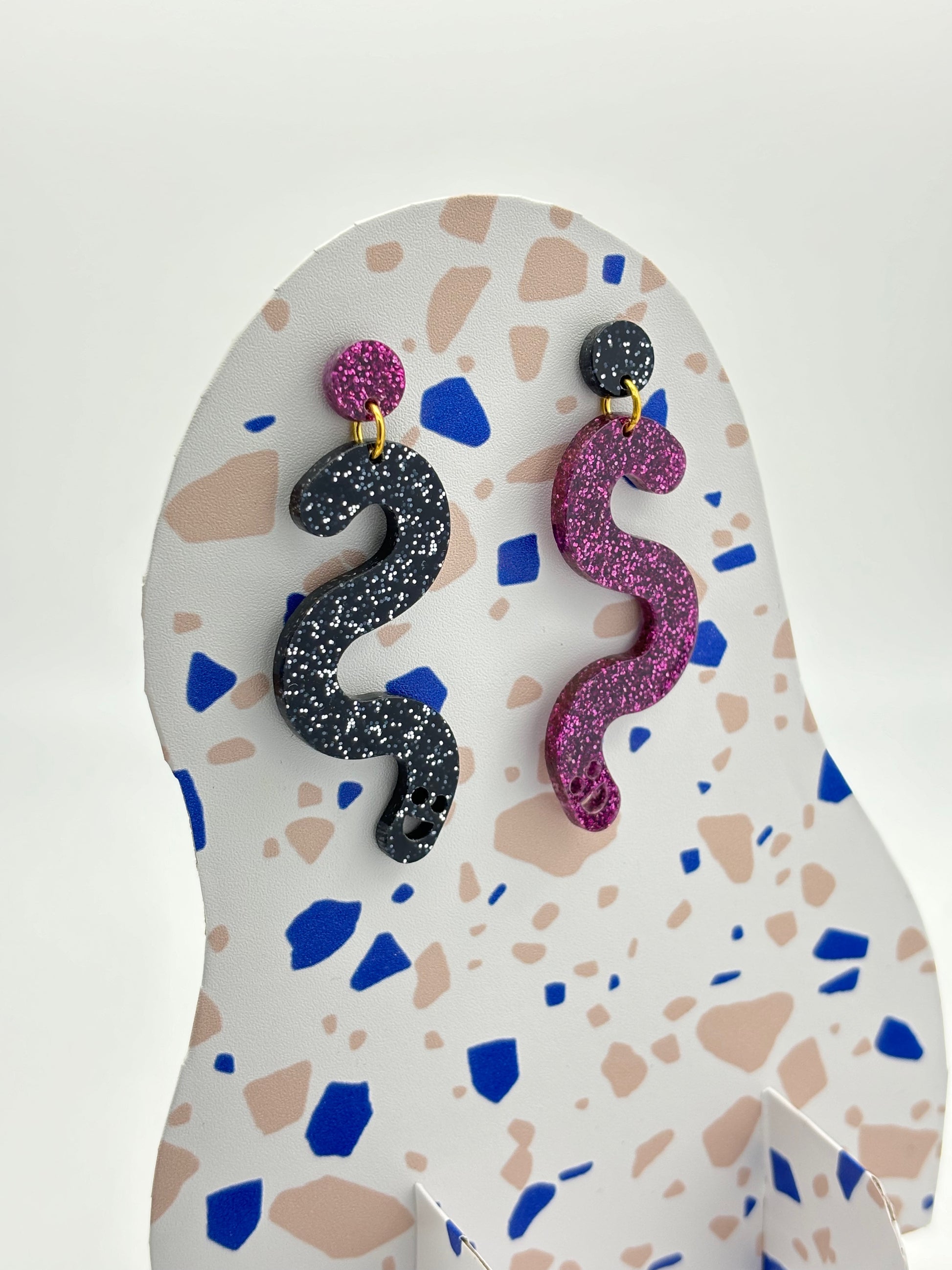 Glitter Worm Contrast Earrings - Magenta & Black image 2