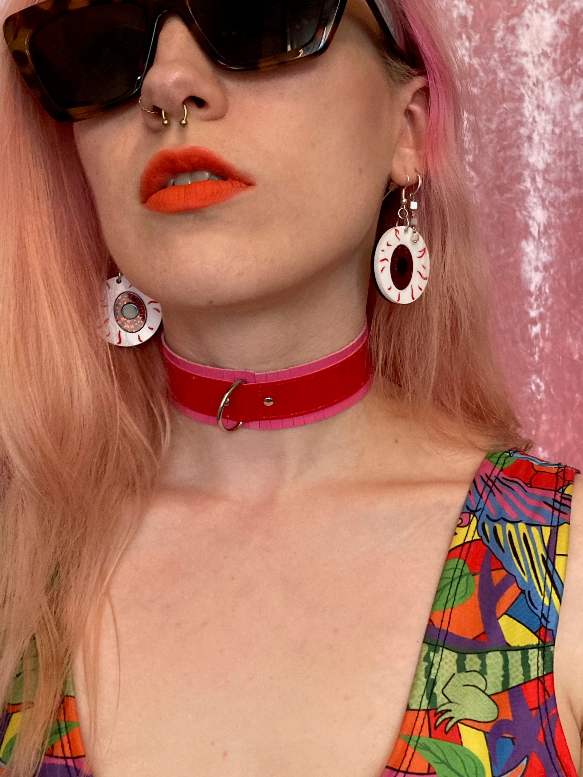 Fringed PVC choker -Pink & Red image 3