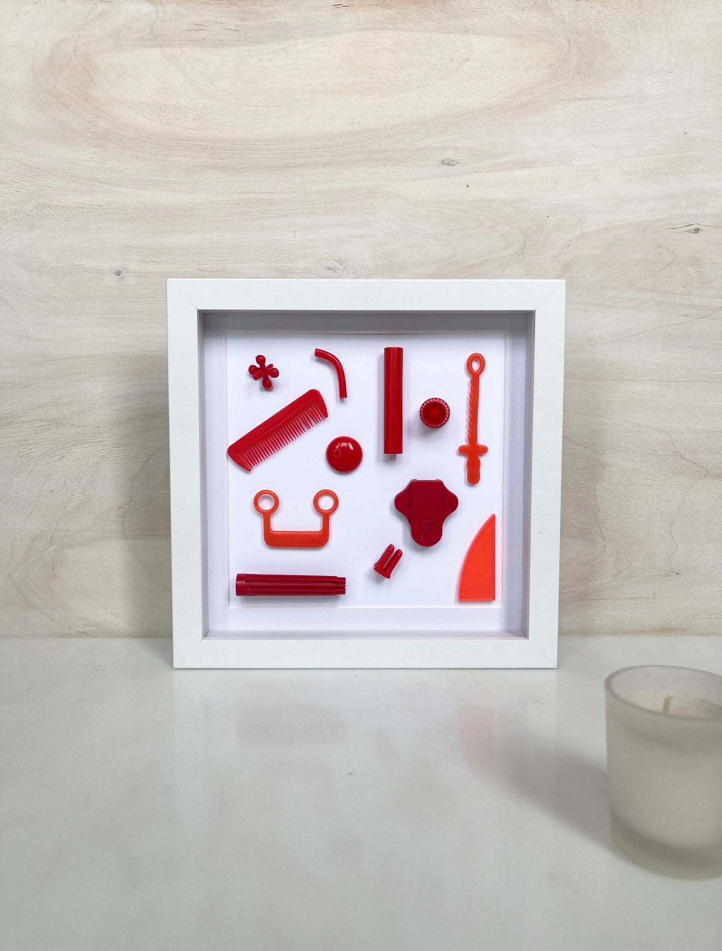 Plastic Paradise Frame in Red image 2