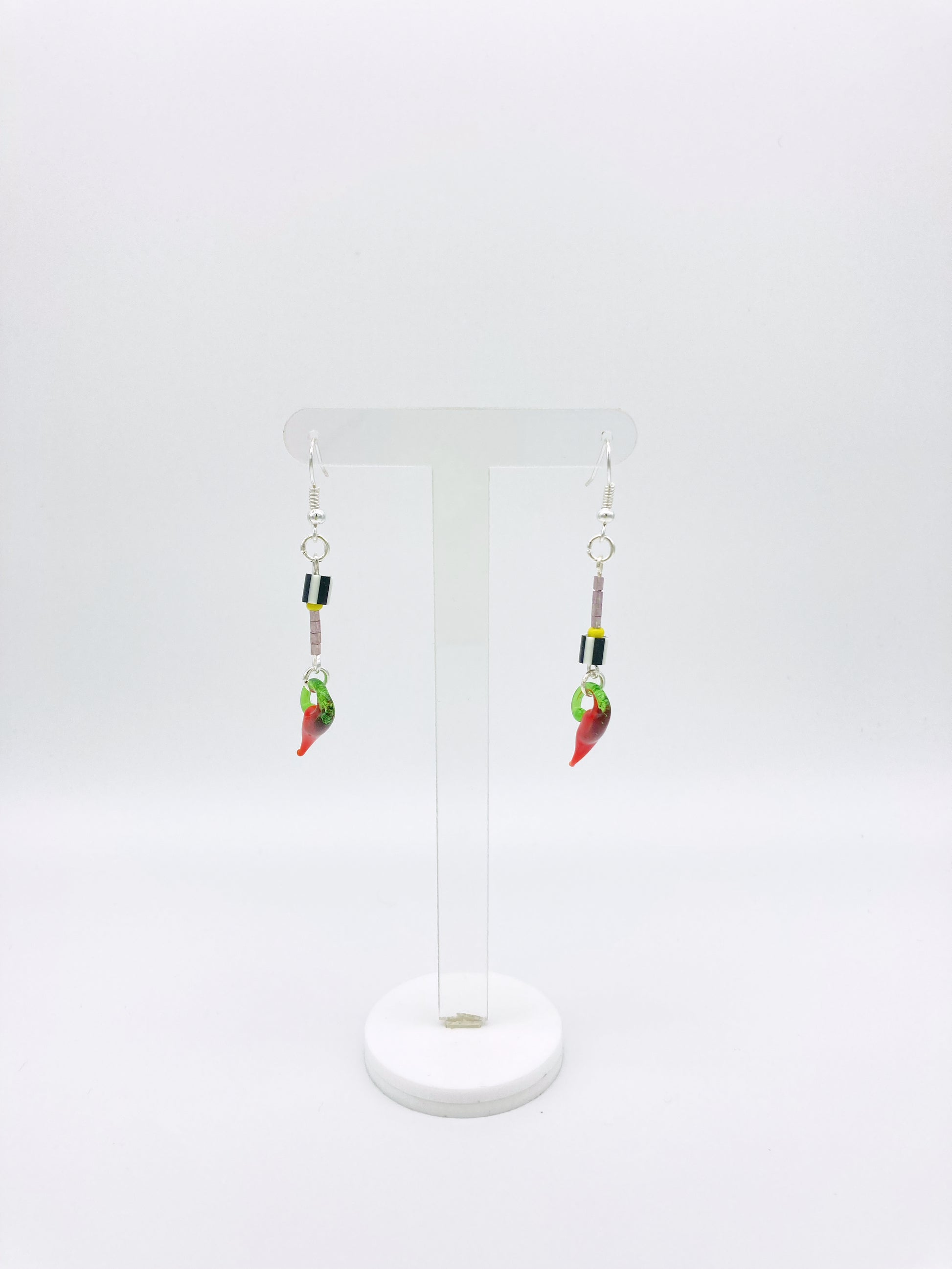 Abstract Chilli stripe b&w dangle earrings - Gold findings image 1