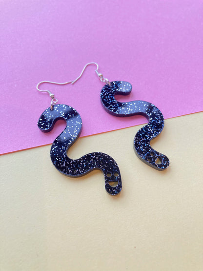 Glitter Worm Simple Dangles - Black image 6