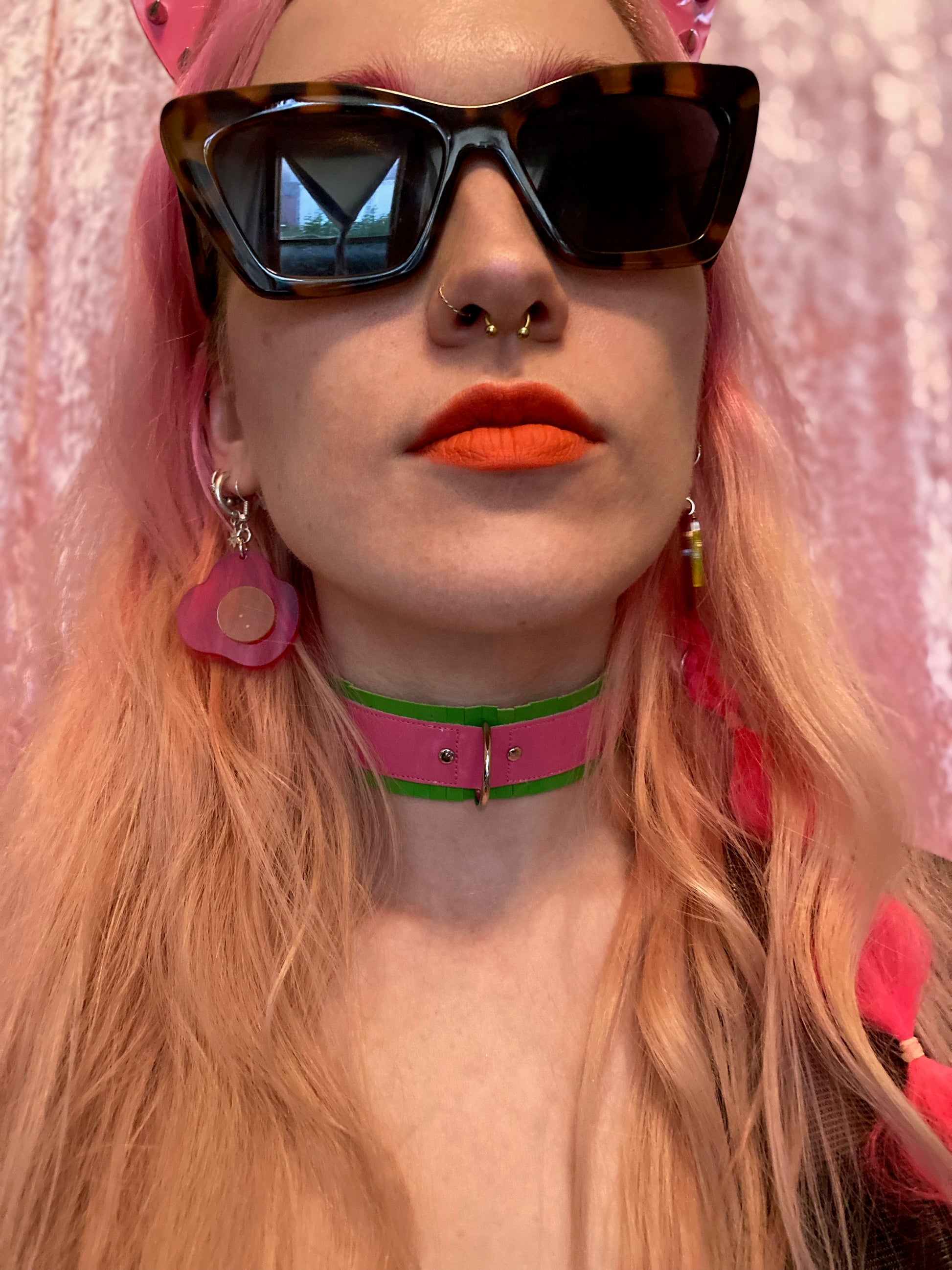 Fringed PVC choker - Green & Pink image 1
